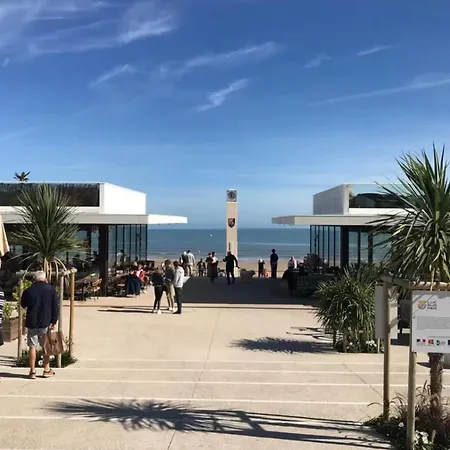 Les Bruyeres-maison De Famille-50m De La Vakantiehuis *