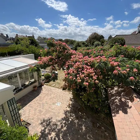 Les Bruyeres-maison De Famille-50m De La بيت للعطل